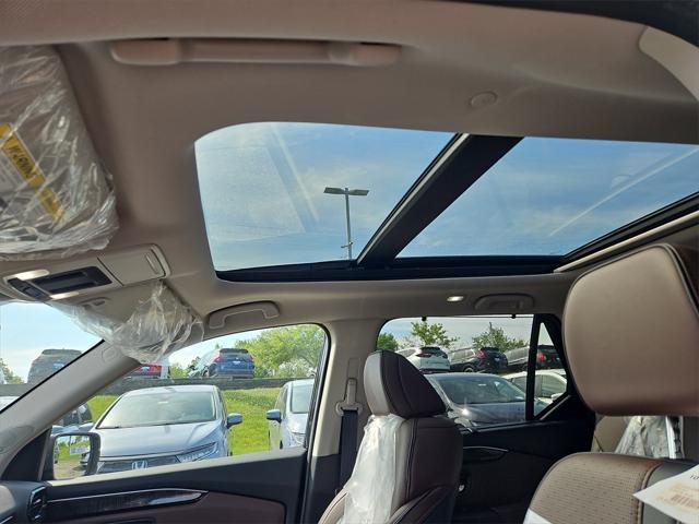 new 2025 Honda Pilot car, priced at $56,250