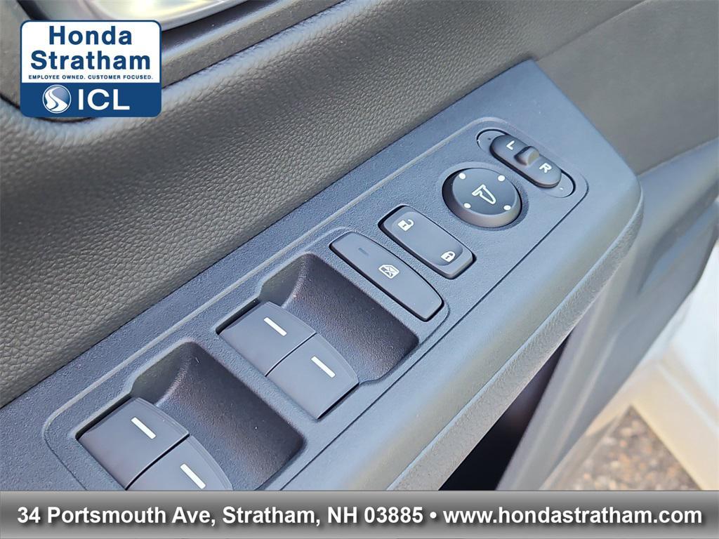 new 2026 Honda CR-V Hybrid car, priced at $42,130