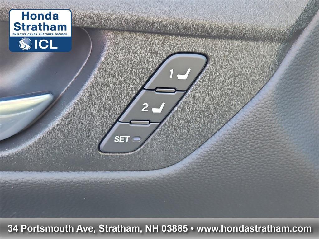 new 2026 Honda CR-V Hybrid car, priced at $42,130