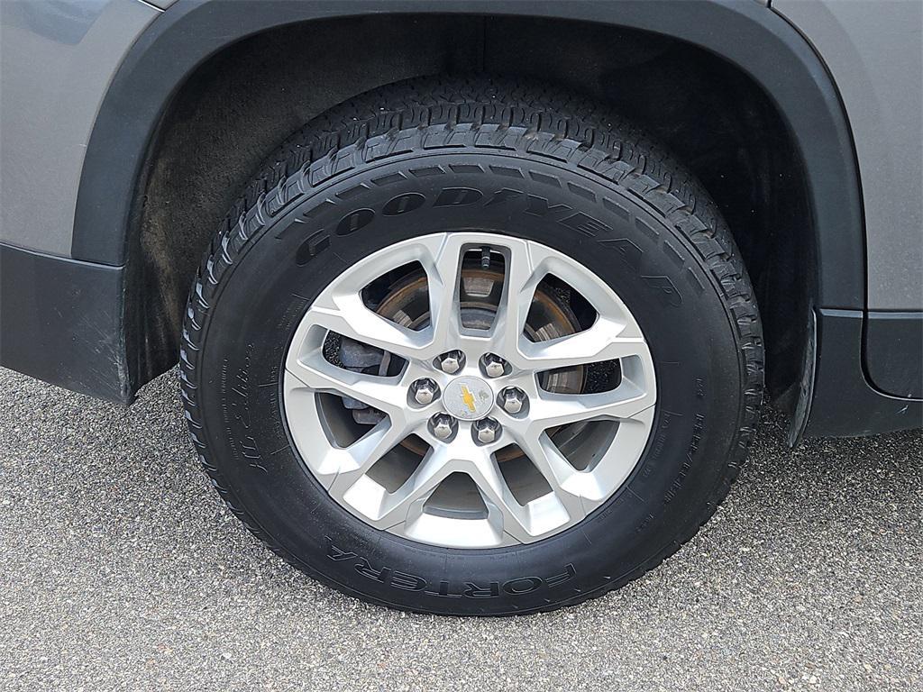 used 2021 Chevrolet Traverse car, priced at $27,487
