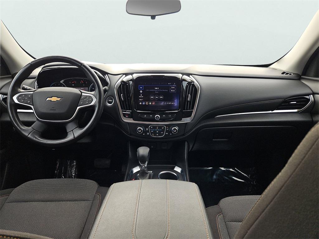 used 2021 Chevrolet Traverse car, priced at $27,487