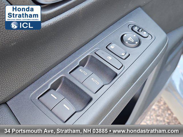 new 2026 Honda CR-V Hybrid car, priced at $40,650