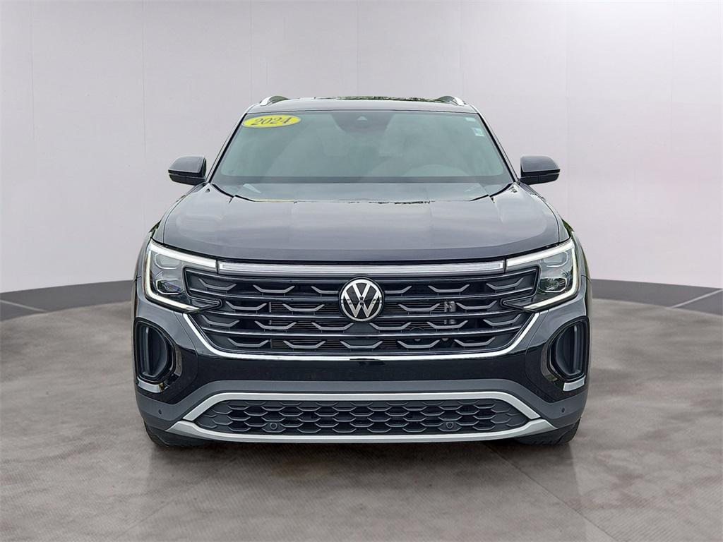 used 2024 Volkswagen Atlas Cross Sport car, priced at $29,987