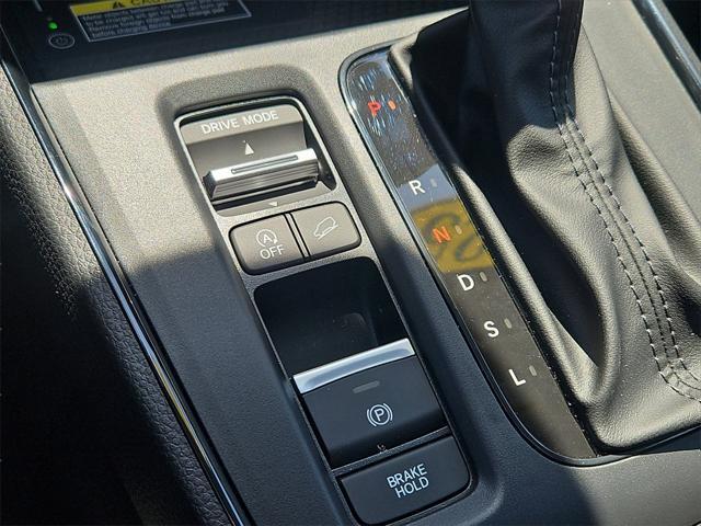 used 2025 Honda CR-V car, priced at $35,987