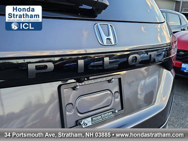 new 2025 Honda Pilot car, priced at $47,825