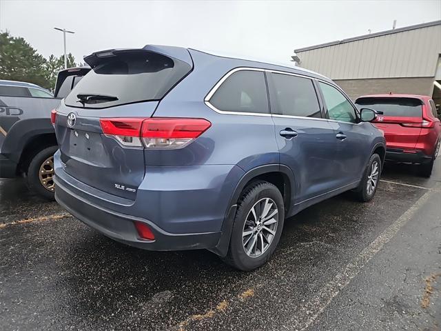 used 2018 Toyota Highlander car