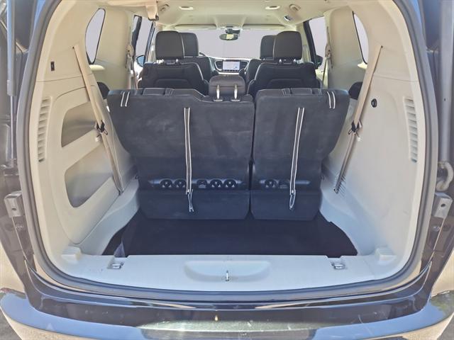 used 2022 Chrysler Pacifica car, priced at $20,987
