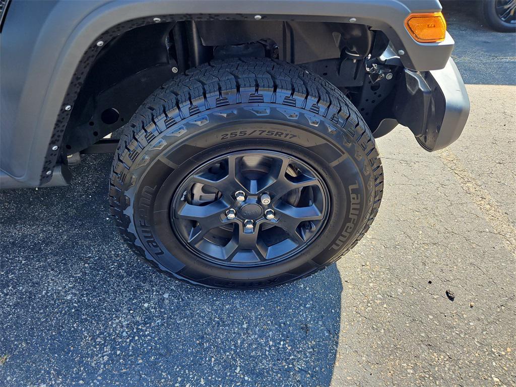 used 2022 Jeep Wrangler Unlimited car, priced at $33,987