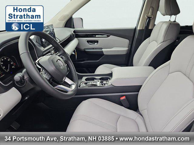new 2025 Honda Pilot car, priced at $47,095