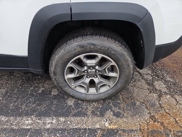 used 2022 Jeep Cherokee car, priced at $24,487