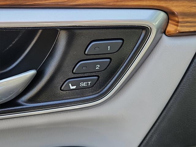used 2019 Honda CR-V car, priced at $27,987