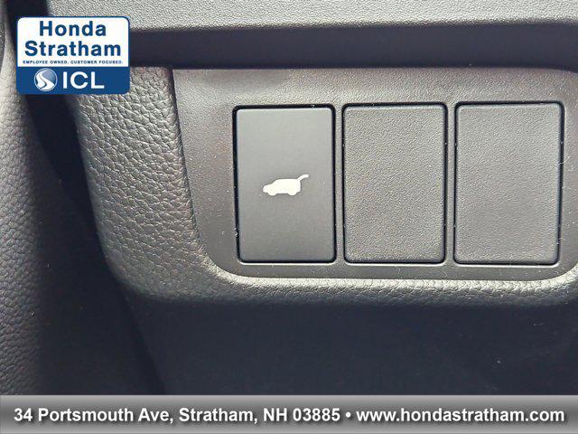 new 2026 Honda CR-V Hybrid car, priced at $40,725