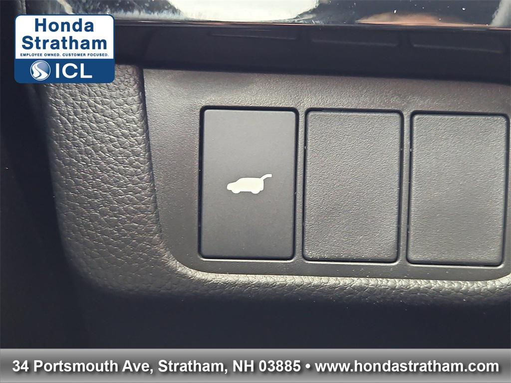 new 2026 Honda CR-V Hybrid car, priced at $44,155