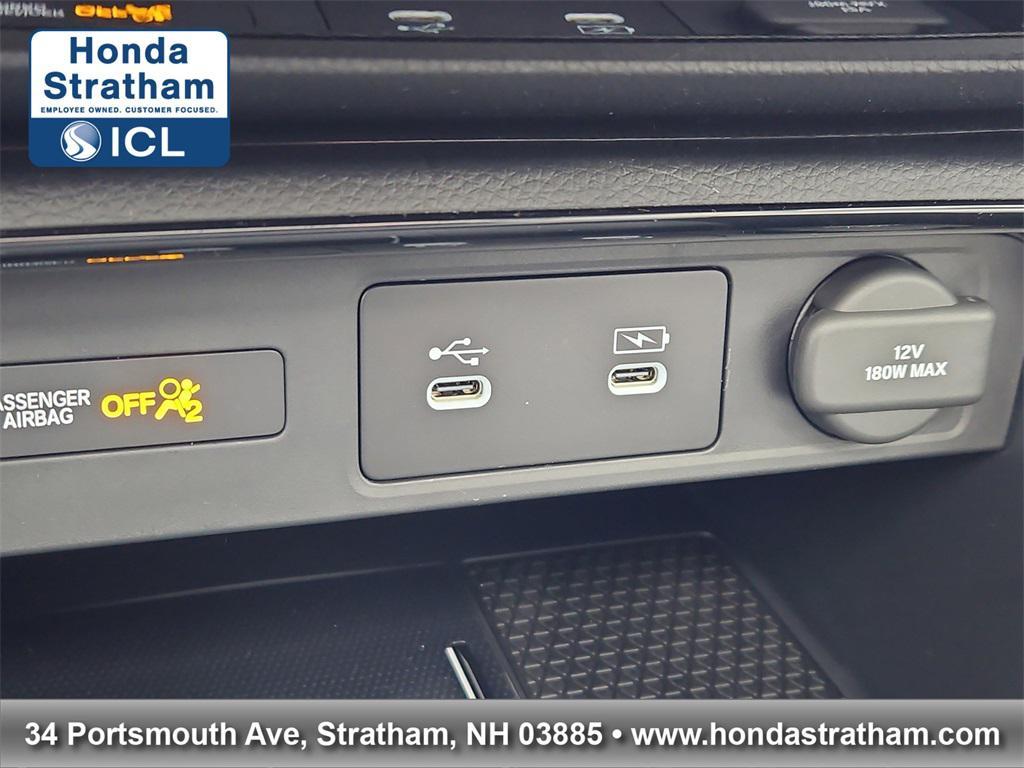 new 2026 Honda CR-V Hybrid car, priced at $44,155