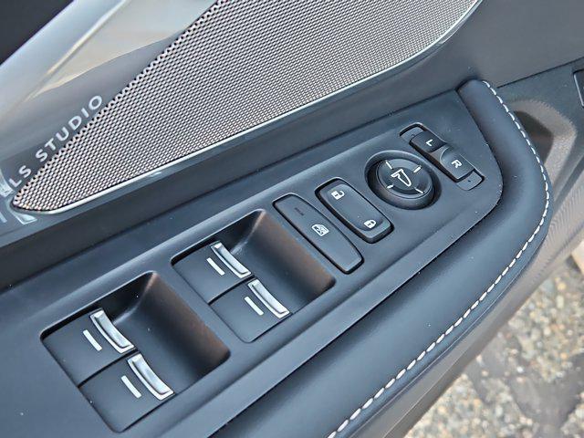 used 2024 Acura RDX car, priced at $39,987