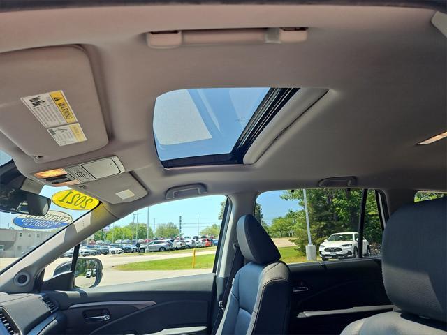 used 2021 Honda Pilot car, priced at $29,987