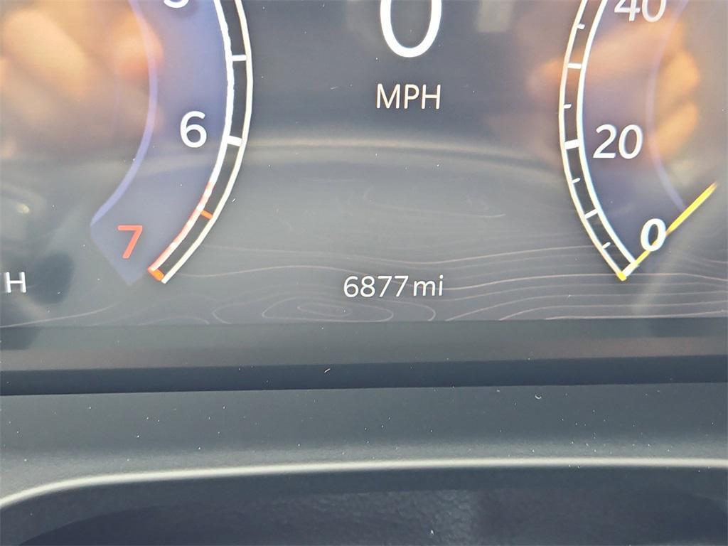 used 2024 Jeep Grand Cherokee car, priced at $40,987
