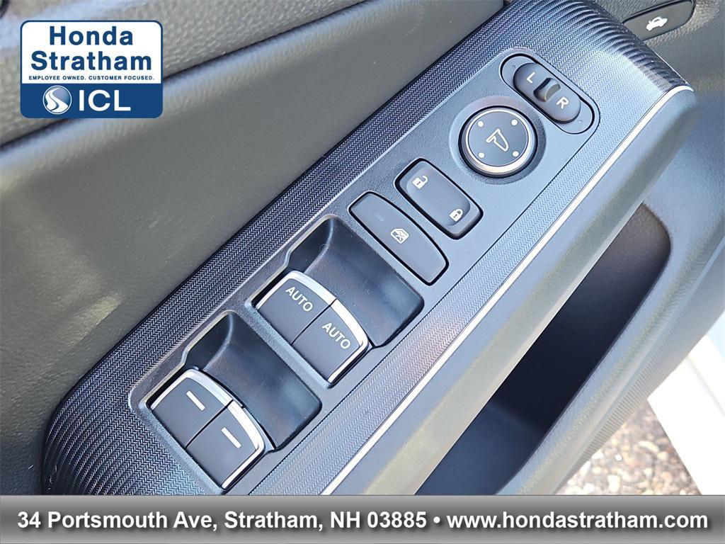 new 2026 Honda Civic Hybrid car, priced at $33,900