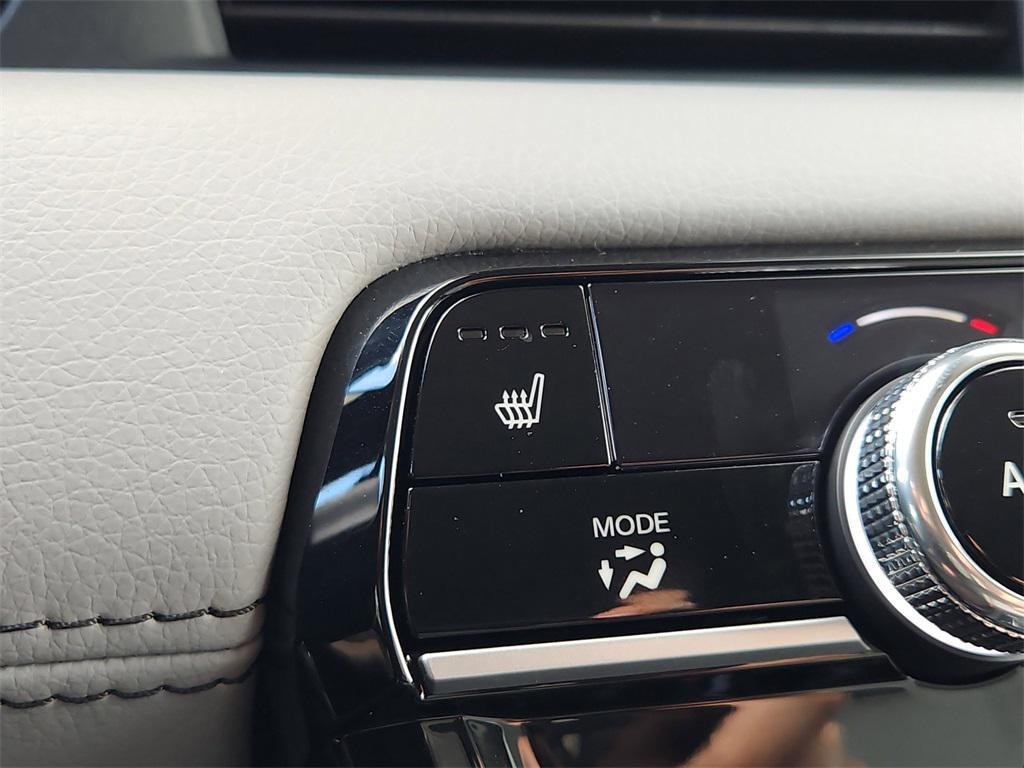 used 2025 Honda Pilot car, priced at $44,987