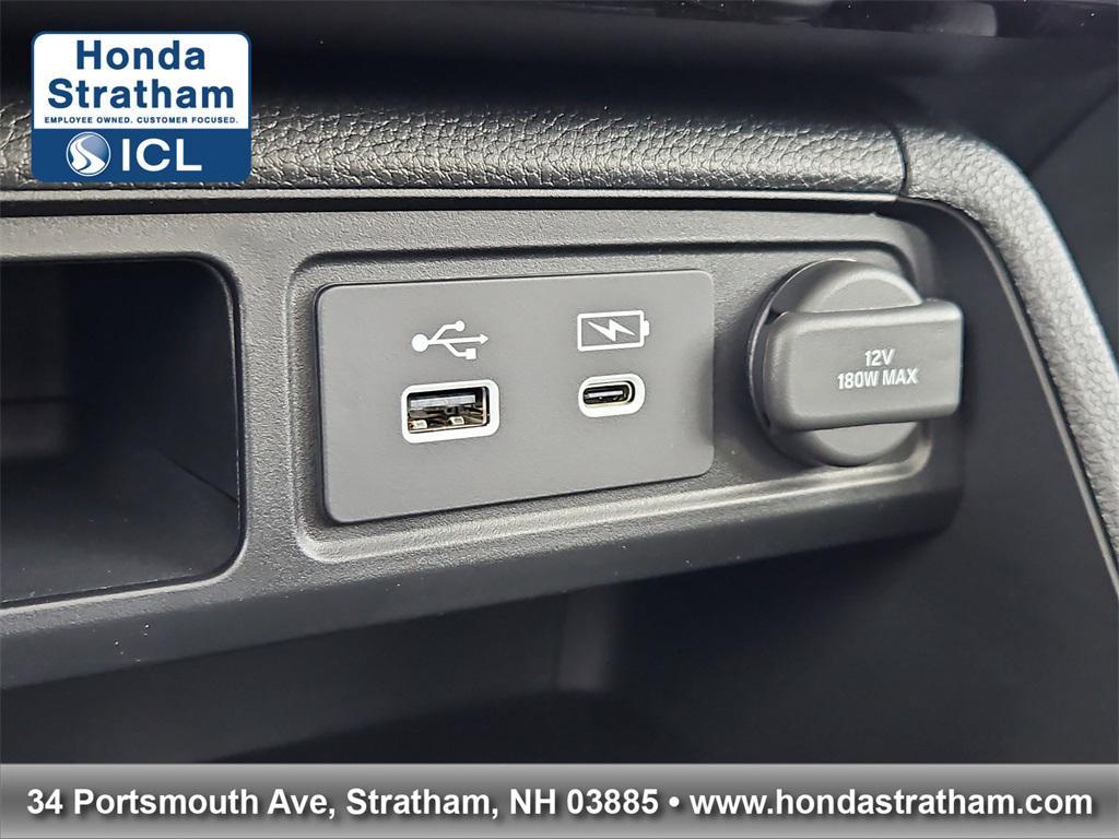 new 2025 Honda Pilot car, priced at $53,450