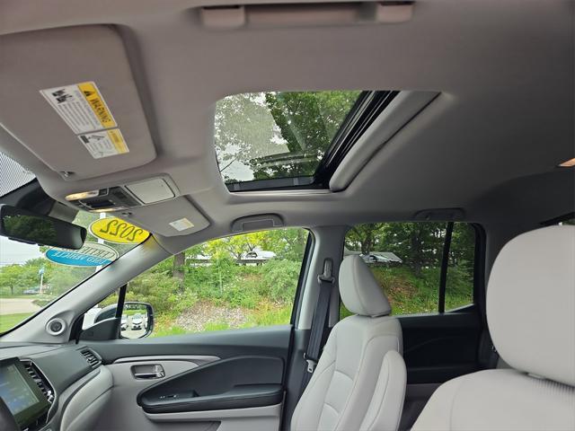 used 2022 Honda Ridgeline car, priced at $33,987