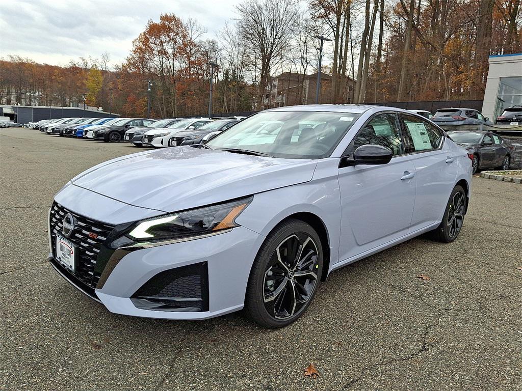 new 2025 Nissan Altima car, priced at $33,385
