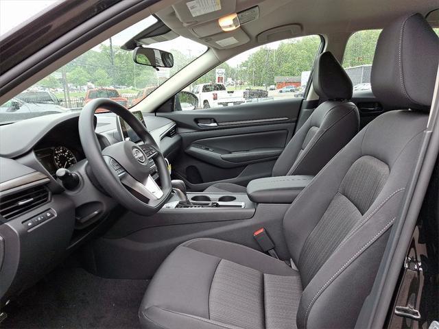 new 2025 Nissan Altima car, priced at $29,805