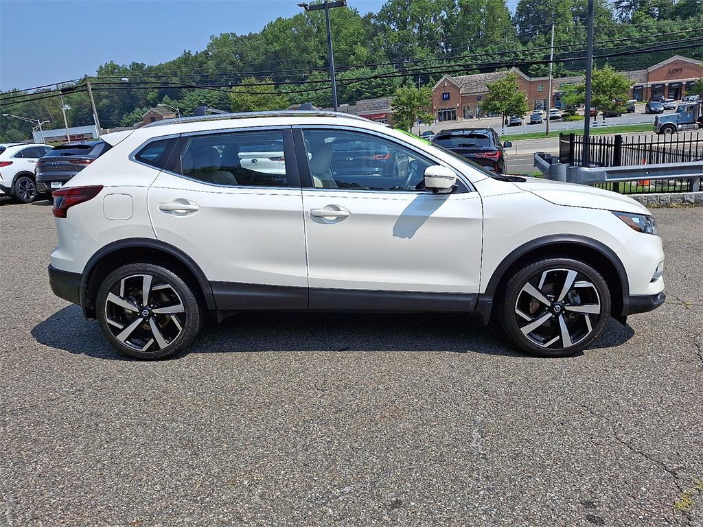 used 2021 Nissan Rogue Sport car, priced at $21,995