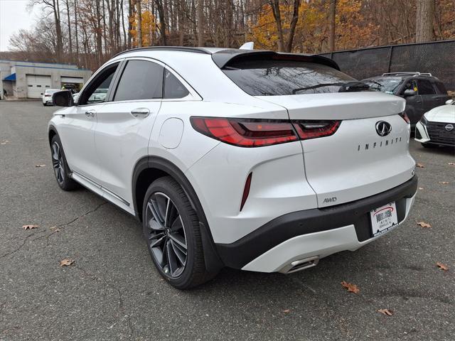 new 2025 INFINITI QX55 car, priced at $54,350