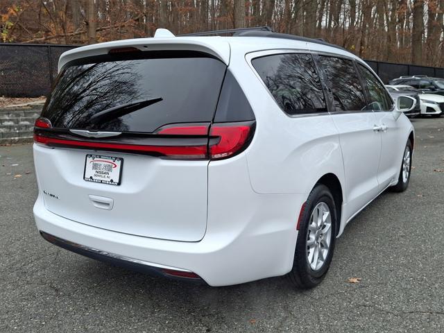 used 2022 Chrysler Pacifica car, priced at $27,908