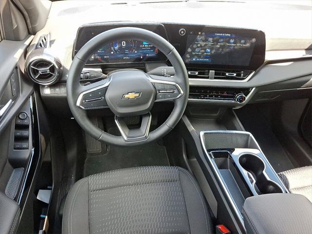 used 2025 Chevrolet Equinox car, priced at $31,995