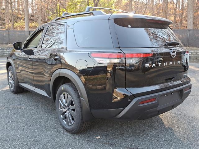 new 2024 Nissan Pathfinder car, priced at $43,800