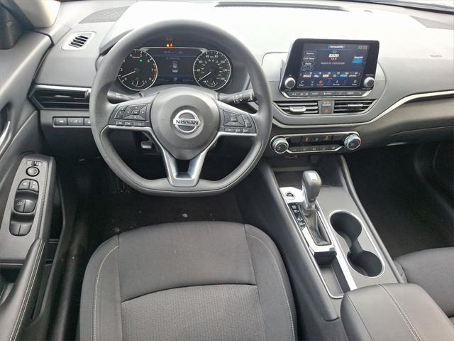 used 2022 Nissan Altima car, priced at $21,977