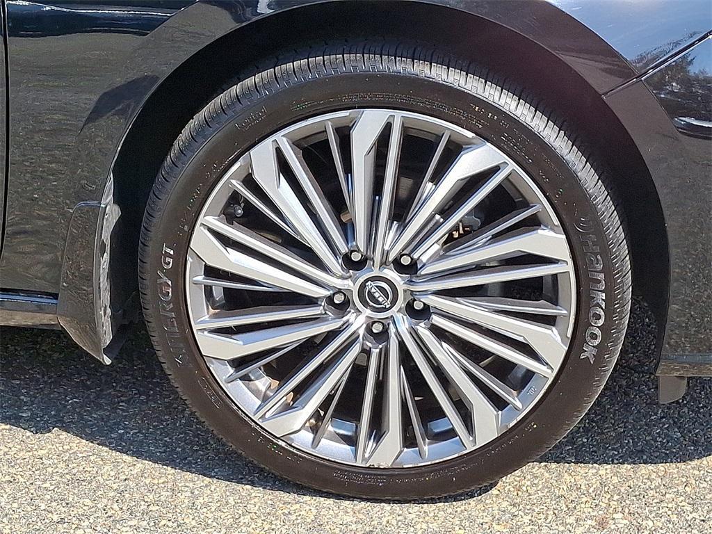 used 2023 Nissan Altima car, priced at $24,411