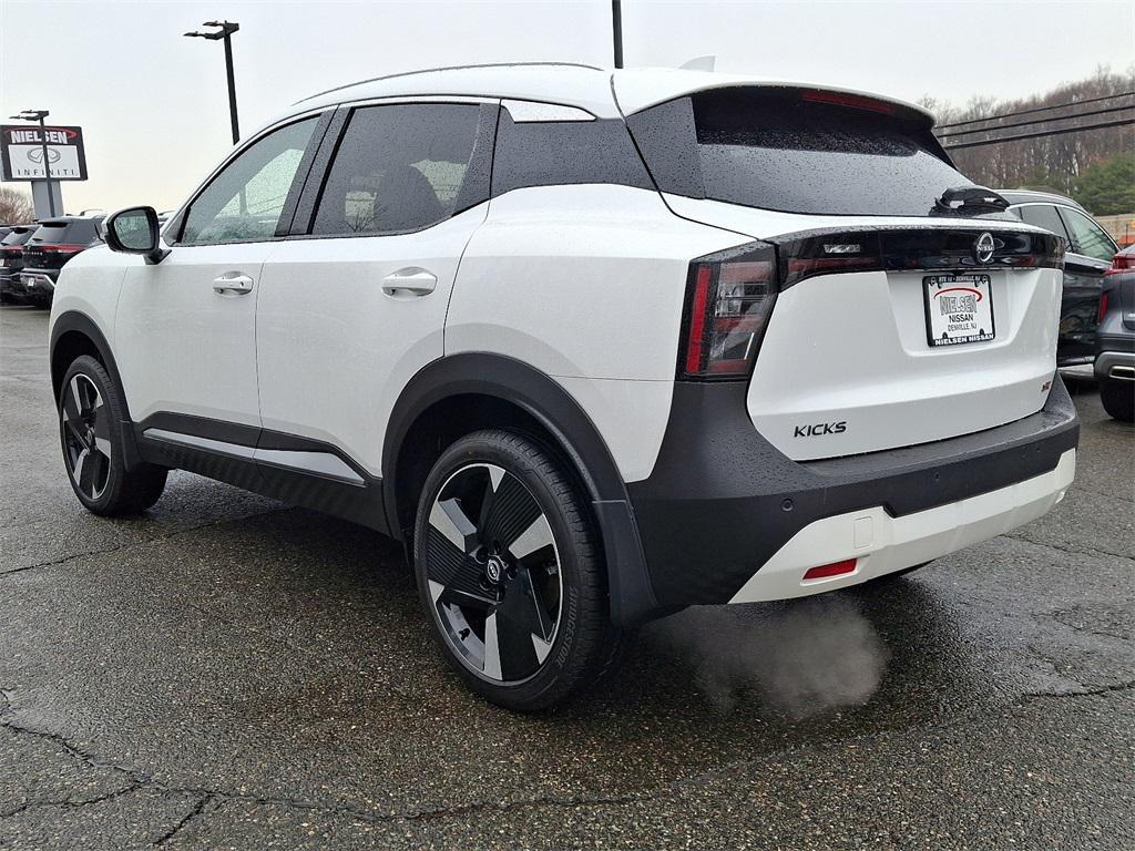 new 2025 Nissan Kicks car, priced at $28,680