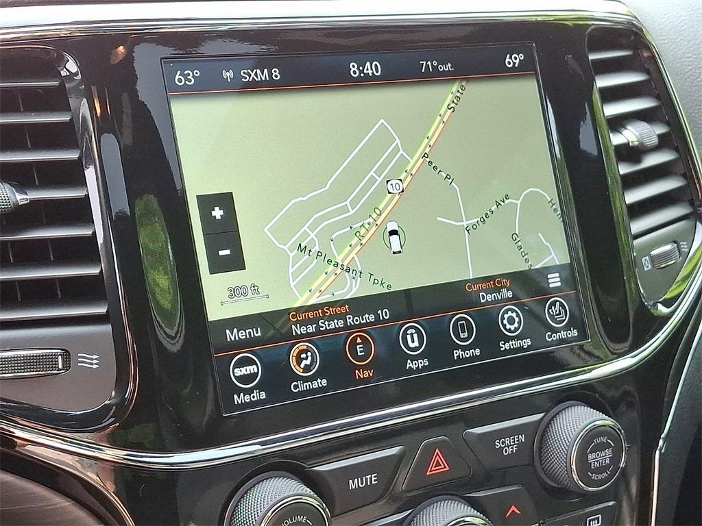 used 2021 Jeep Grand Cherokee car, priced at $23,675