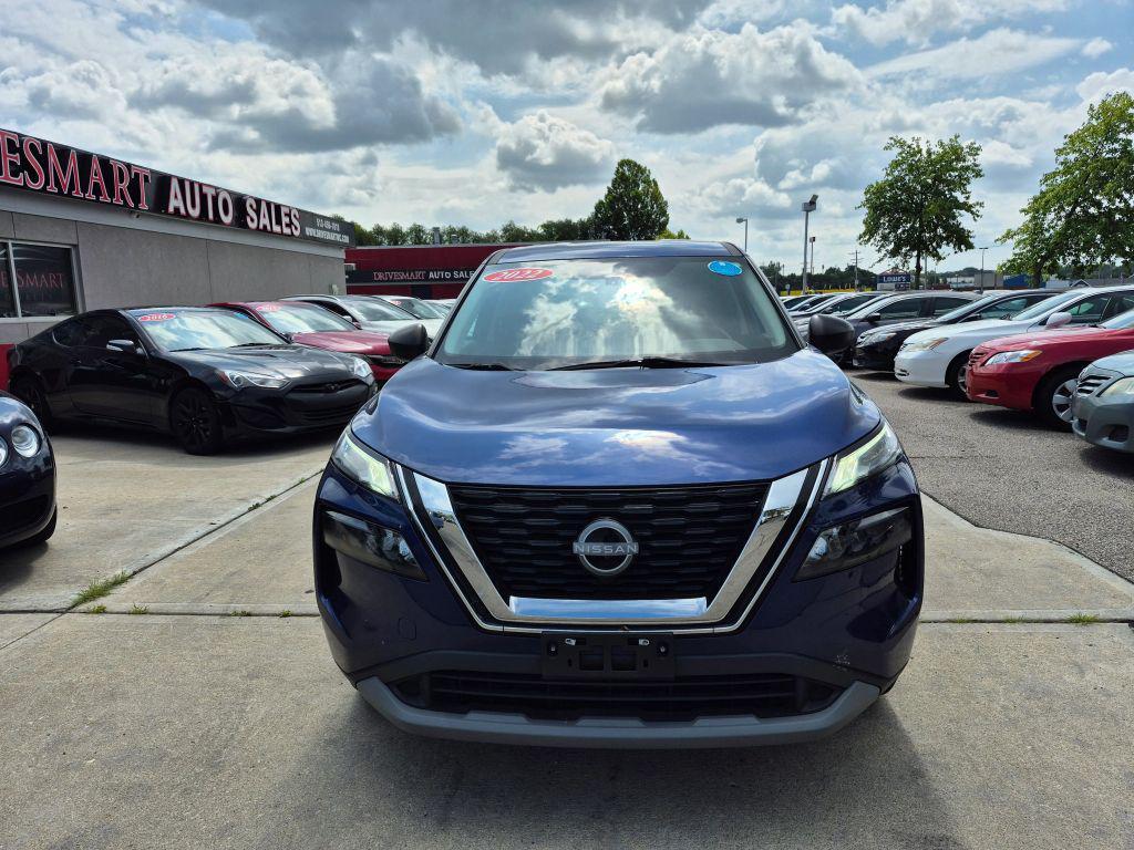 used 2022 Nissan Rogue car, priced at $17,999