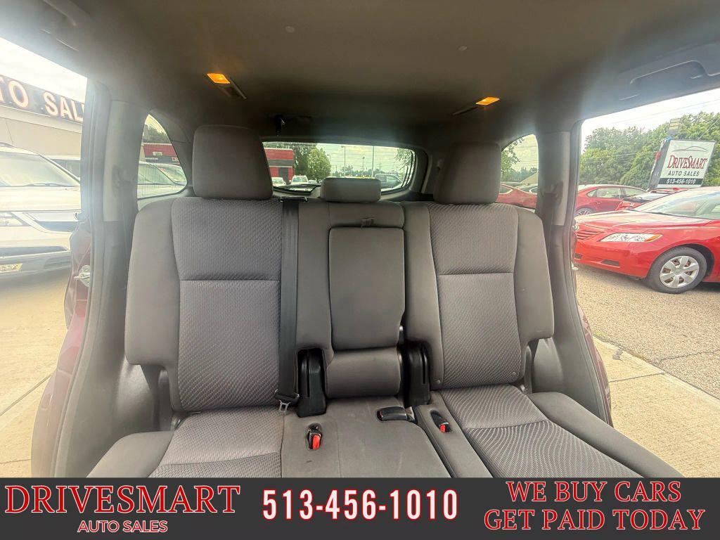 used 2016 Toyota Highlander car, priced at $9,999