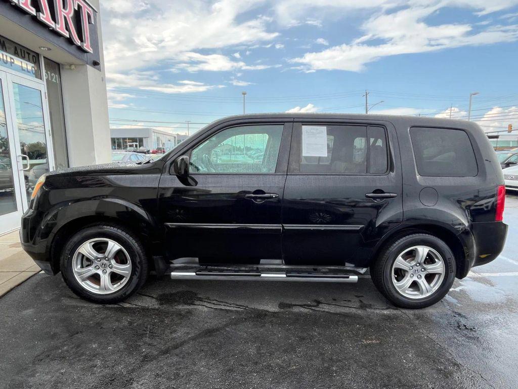 used 2012 Honda Pilot car, priced at $15,899