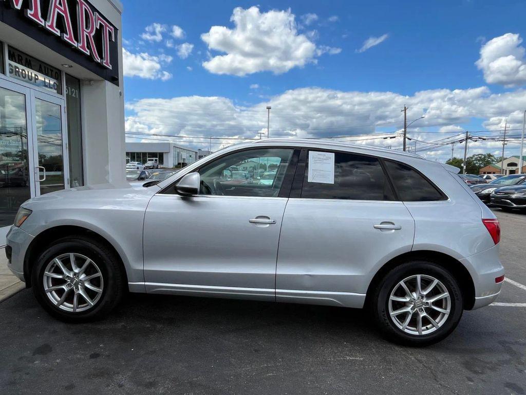 used 2011 Audi Q5 car, priced at $10,899