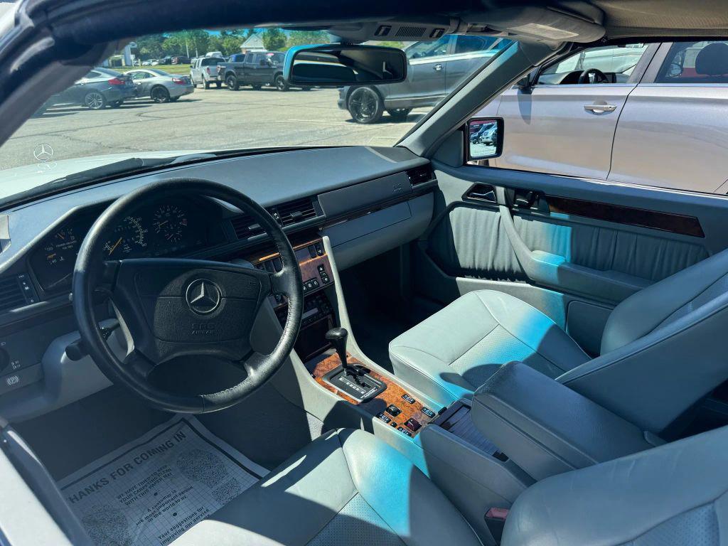 used 1995 Mercedes-Benz E-Class car, priced at $17,499