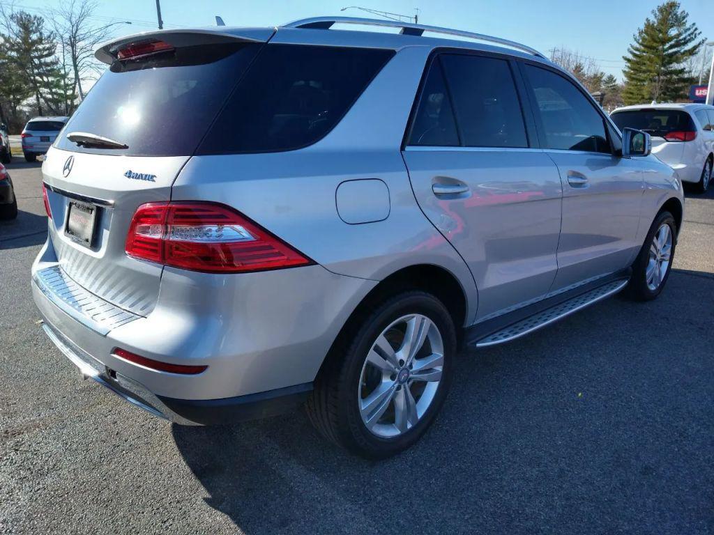 used 2015 Mercedes-Benz M-Class car, priced at $15,999