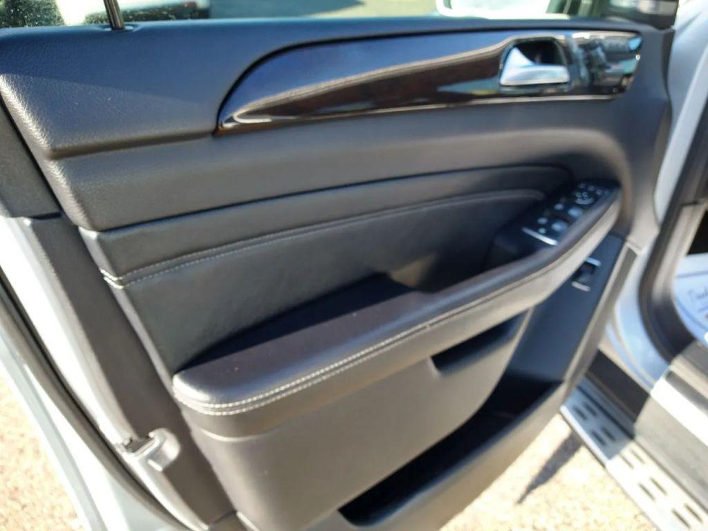 used 2015 Mercedes-Benz M-Class car, priced at $15,999