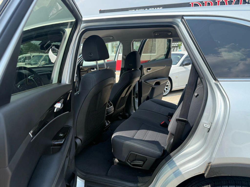 used 2019 Kia Sorento car, priced at $11,999