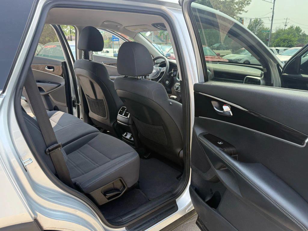 used 2019 Kia Sorento car, priced at $11,999