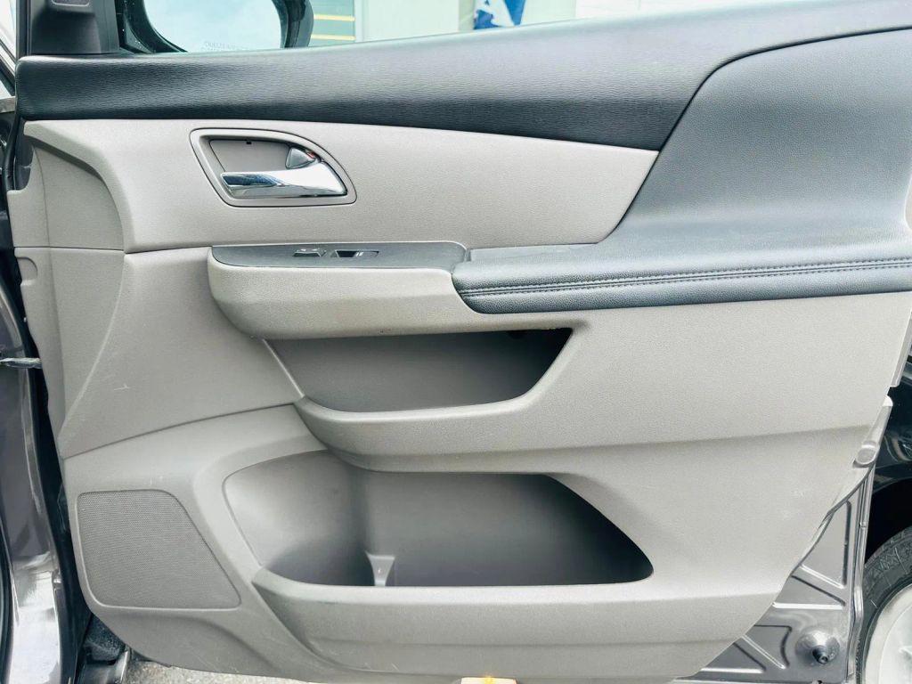 used 2013 Honda Odyssey car, priced at $12,399