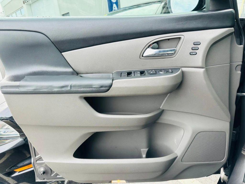 used 2013 Honda Odyssey car, priced at $12,399