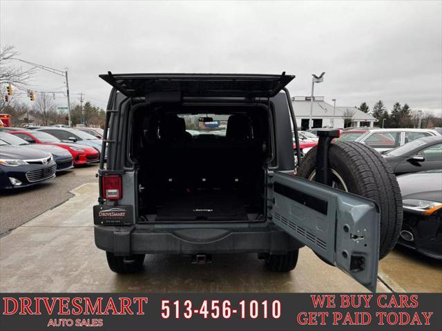 used 2015 Jeep Wrangler Unlimited car, priced at $18,999