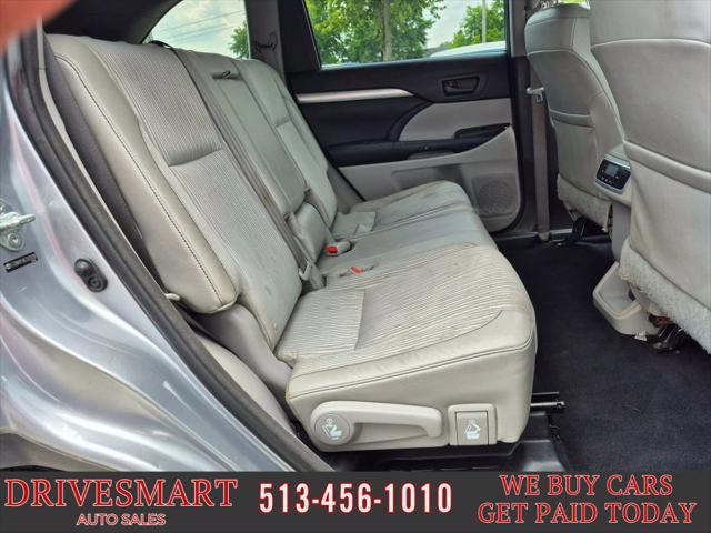 used 2014 Toyota Highlander car, priced at $12,799