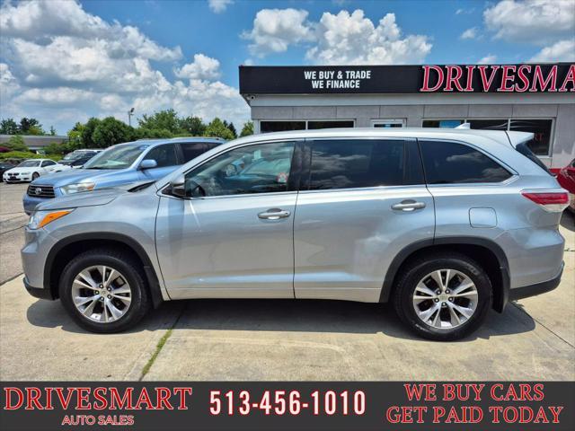 used 2014 Toyota Highlander car, priced at $12,799
